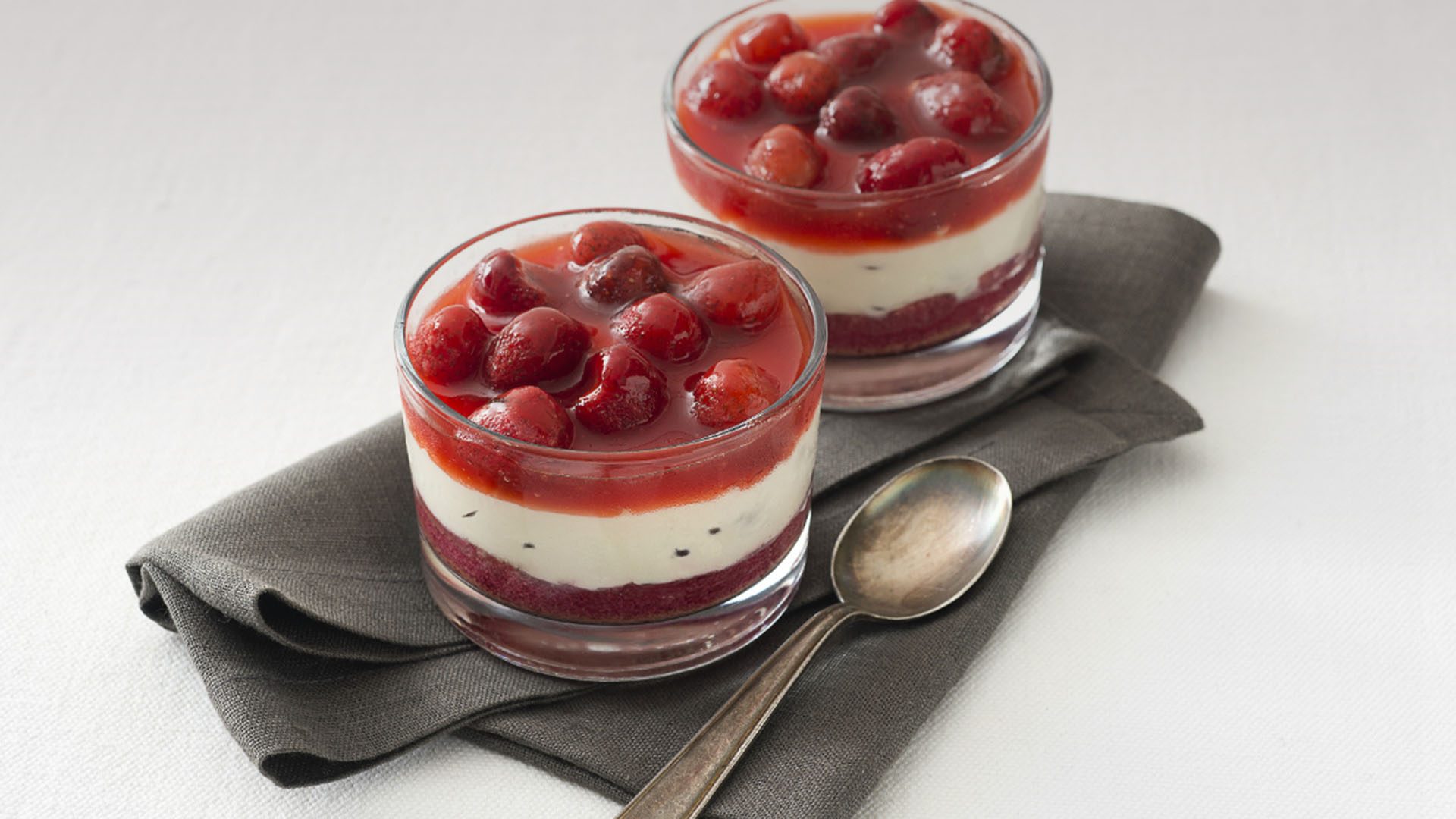0135_coppa_mascarpone_fragole
