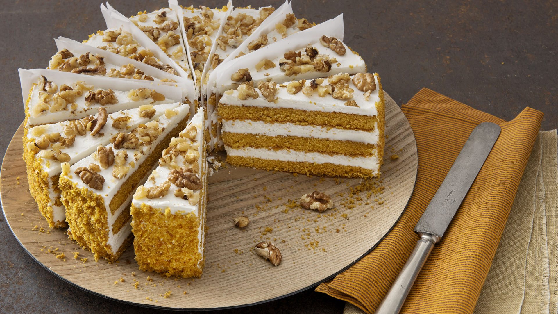 0351_carrot_cake_b