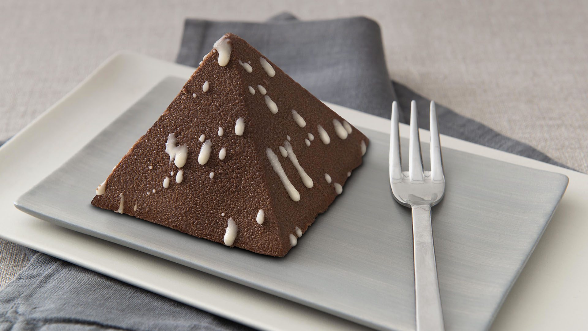 0474_piramide_al_cioccolato_new_b